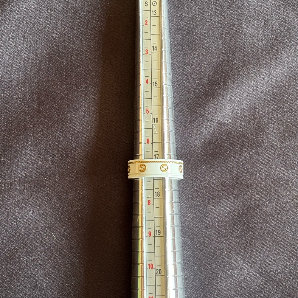 Gucci icon collection 18k gold ring size 7 $920 - Picture 7 of 10